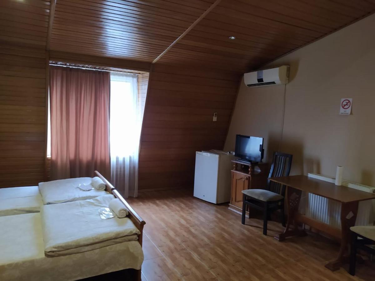 Hotel Ni&La Μπατούμι Εξωτερικό φωτογραφία